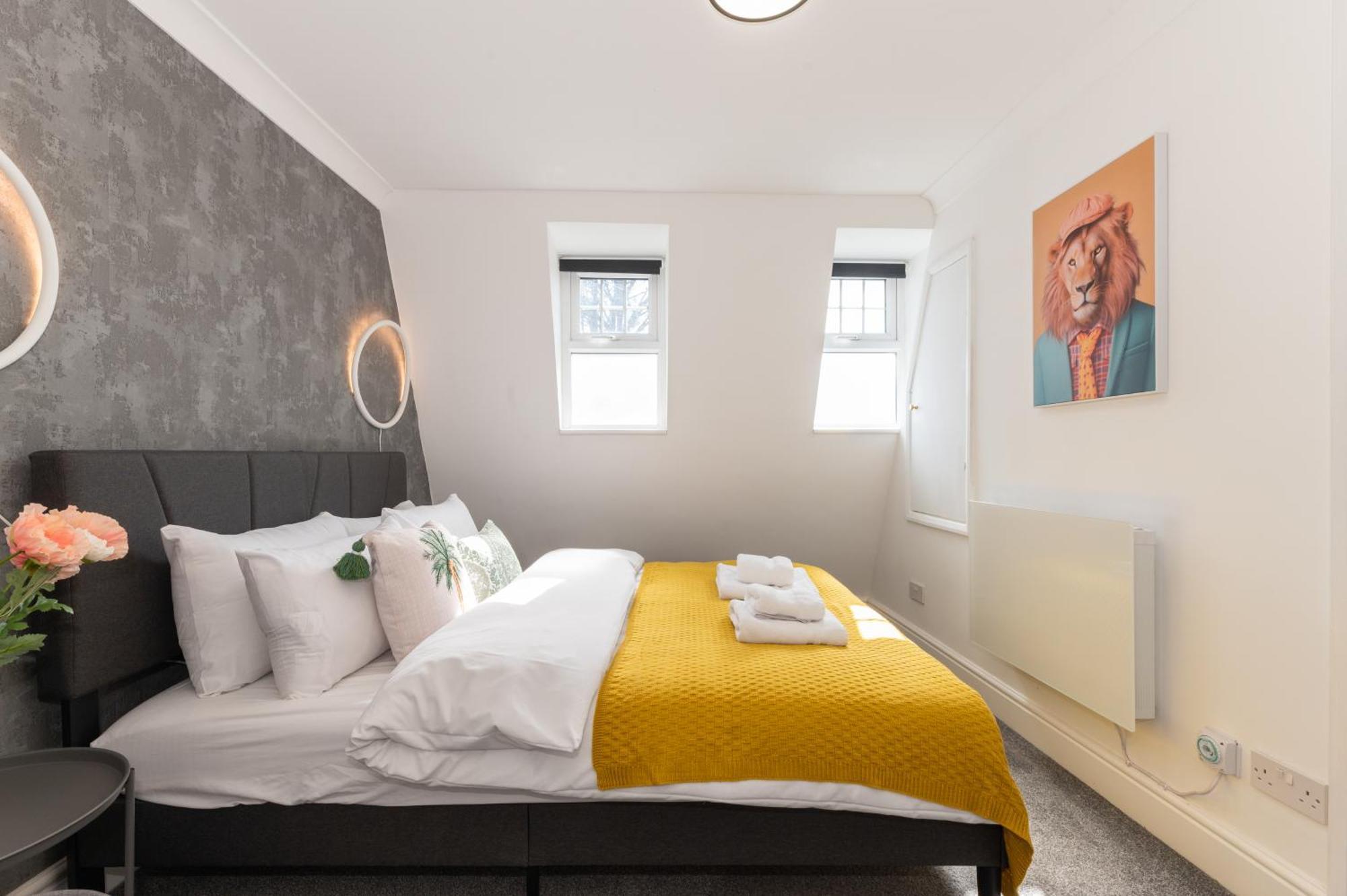 Holiday home Cute 2 Bedroom House - 10 Min Walk To Woolwich Dlr & Elizabeth Line - Netflix - Espresso Machine